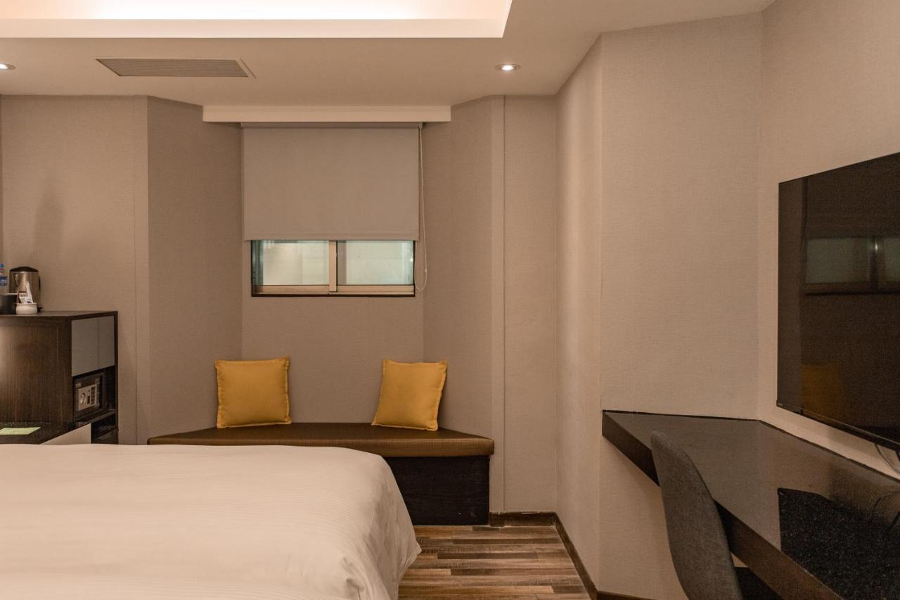 Hub Hotel Tucheng Exterior photo