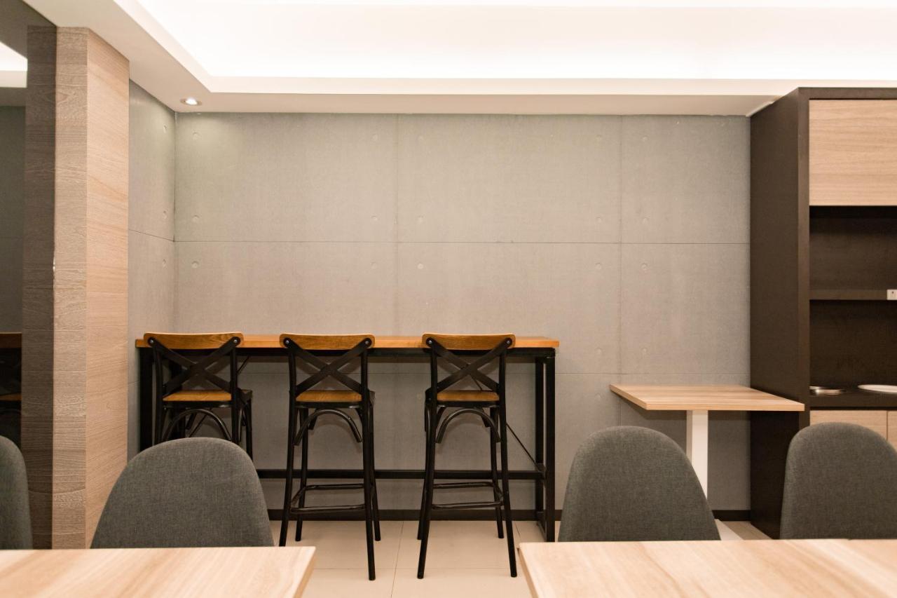Hub Hotel Tucheng Exterior photo